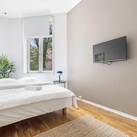 Apartment Cozy With Perfect Location *